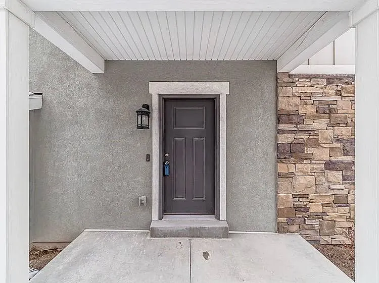 1338 W Wallsburg Dr — Photo 4
