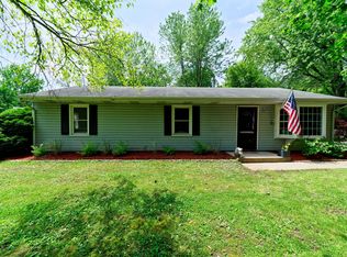 W143S6971 Belmont Dr, Muskego, WI 53150