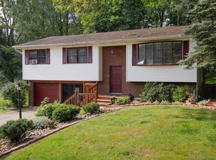 11419 S Horseshoe Dr, Three Rivers, MI 49093