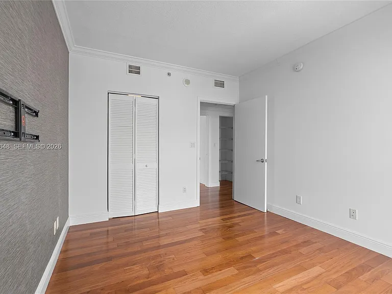 335 Biscayne Blvd #4112 — Photo 46