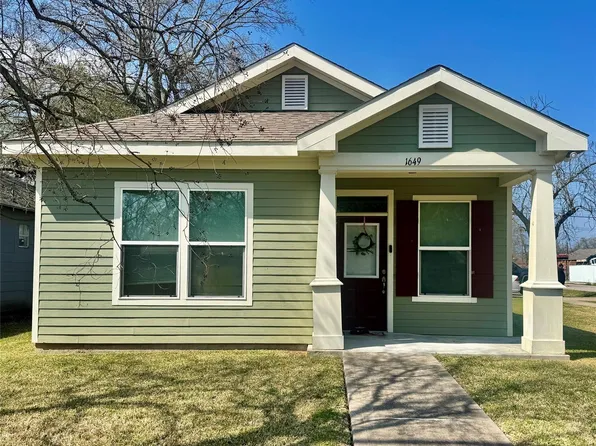 1649 15th St, Port Arthur, TX 77640