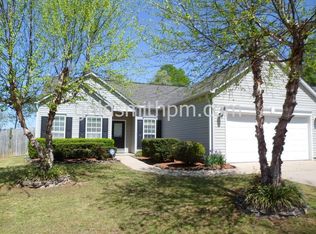 428 Peach Grove Pl, Mauldin, SC 29662