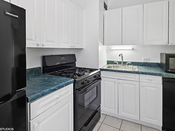 4th image of 1150 N Lake Shore Dr APT 7G