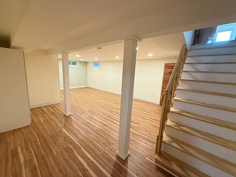 66 Davis Pkwy — Photo 18