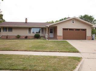 3315 S 89th St, Milwaukee, WI 53227