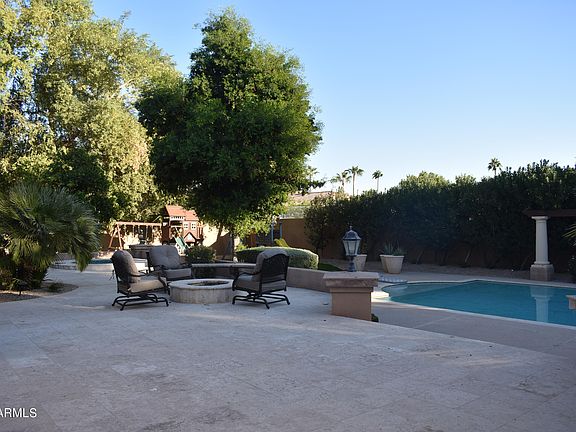 3rd image of 10509 E Sunnyside Dr