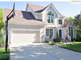 9806 W 131st Ter, Overland Park, KS 66213