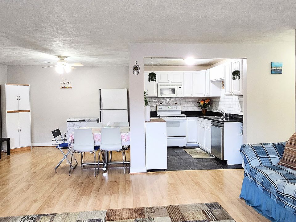 1st image of 151 Milk St #37