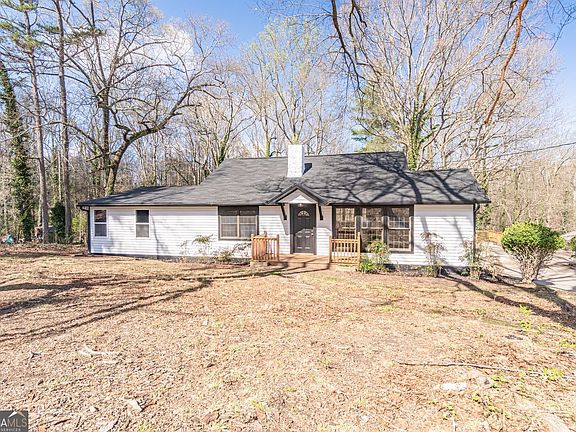 3rd image of 1203 E Ridge Rd