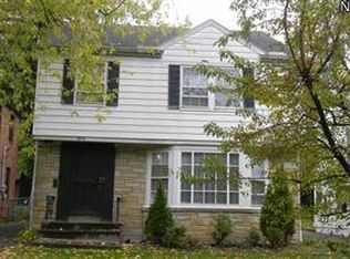 3718 Winchell Rd, Shaker Heights, OH 44122