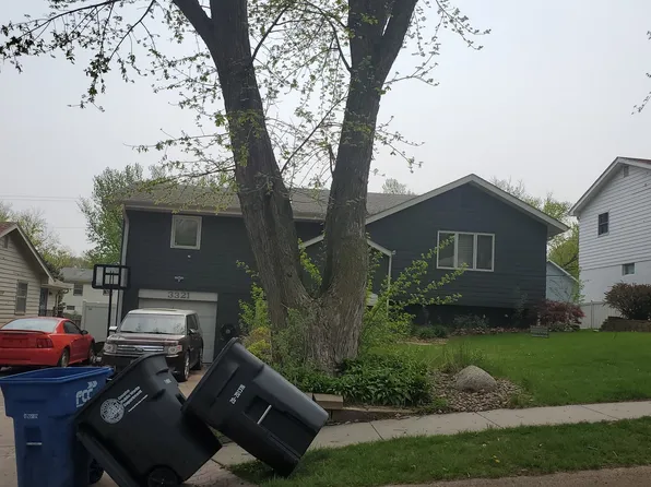 3321 S 89th St, Omaha, NE 68124