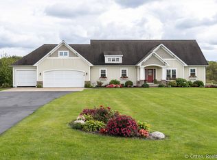 730 Avonlea Ln, Caledonia, MI 49316