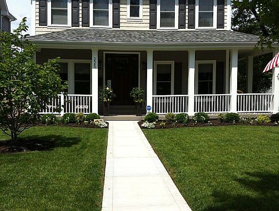 3rd image of 225 N Harrison Ave