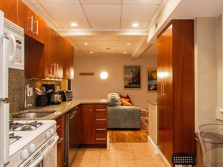 1253 Beacon St #4BB — Photo 14