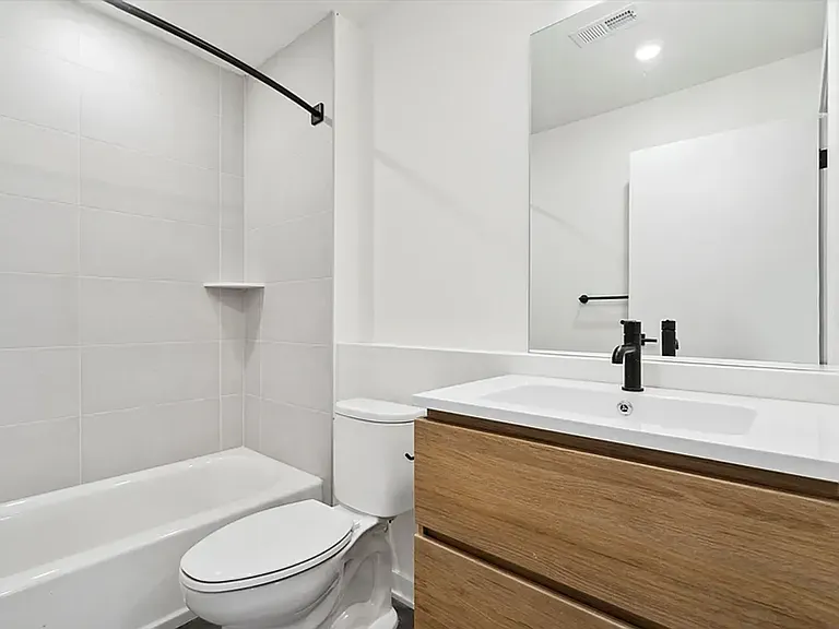 Freedom Lofts — Photo 19