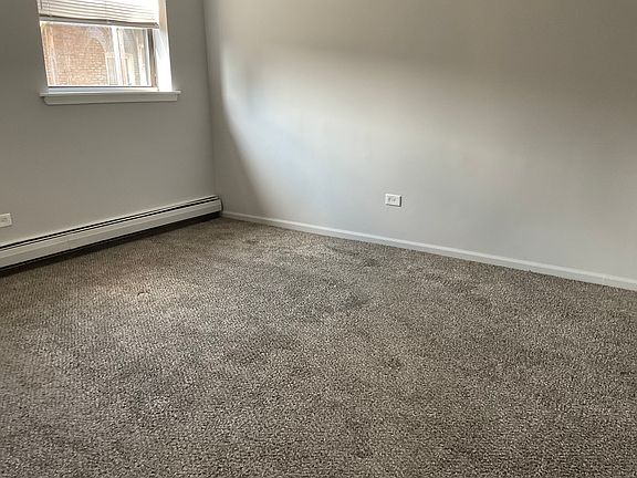 3rd image of 841 W Sunnyside Ave APT 2
