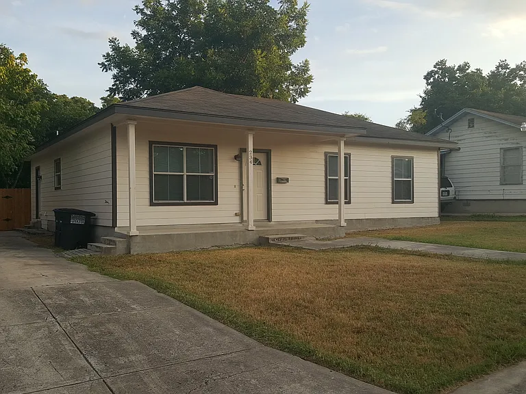 234 Morningview Dr — Photo 3