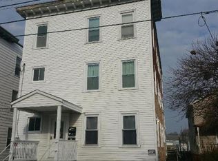 15 Grand St, New London, CT 06320