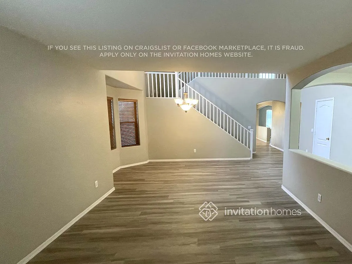 Building Photo - 24902 W Wayland Dr