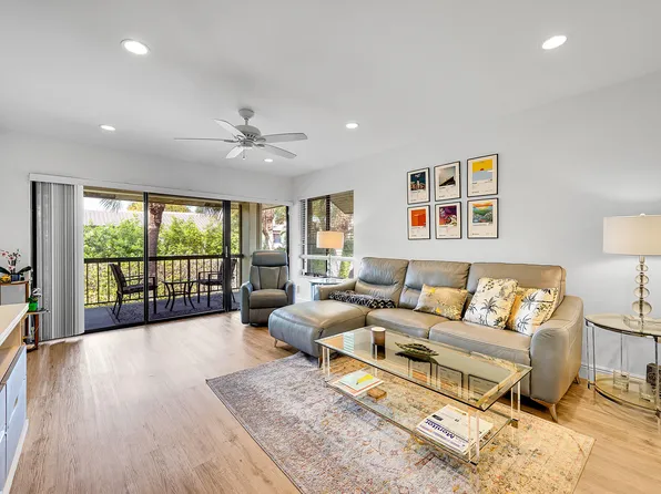 159 NW 70th St APT 416, Boca Raton, FL 33487