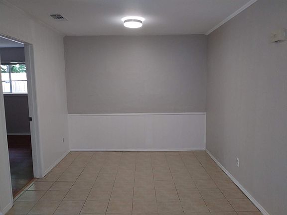 3rd image of 15846 El Estado Dr