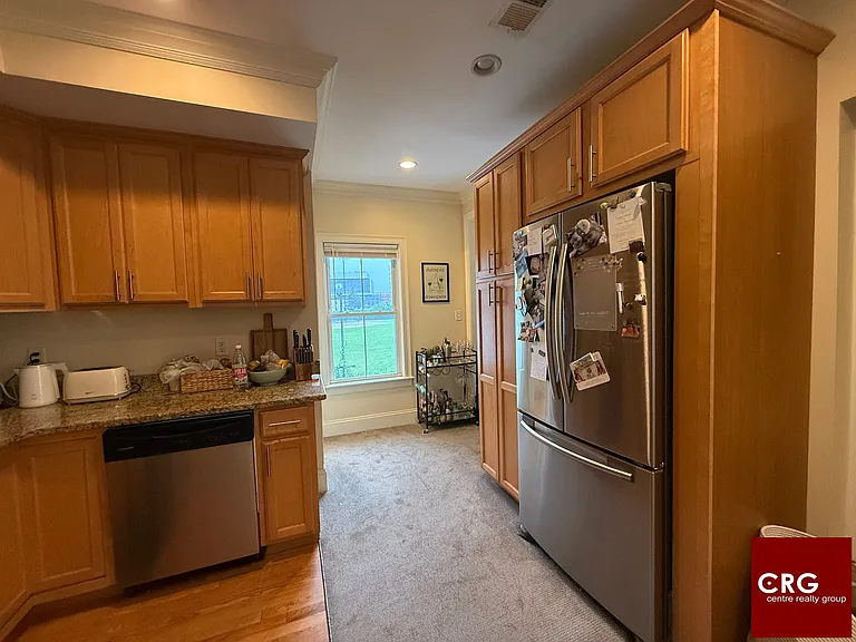 25 Lothrop St #2L — Photo 2