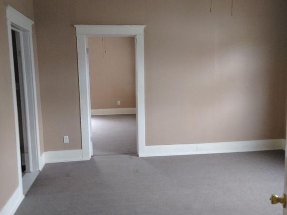 3rd image of 15 S 3rd St