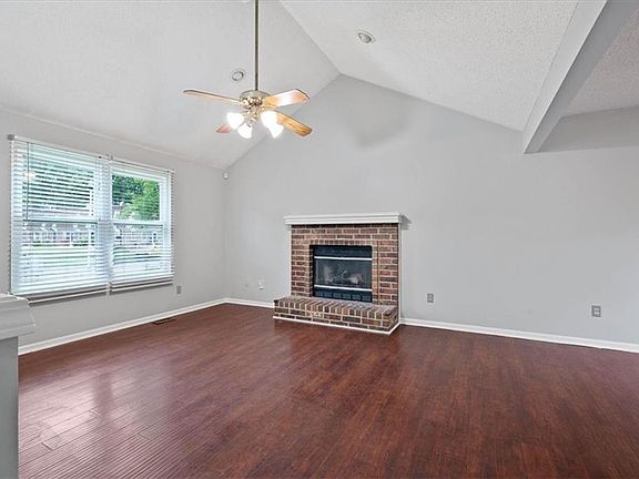 5th image of 5181 Farley Ln