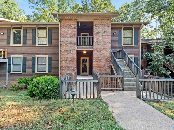 3025 Live Oak Ln SW, Huntsville, AL 35802