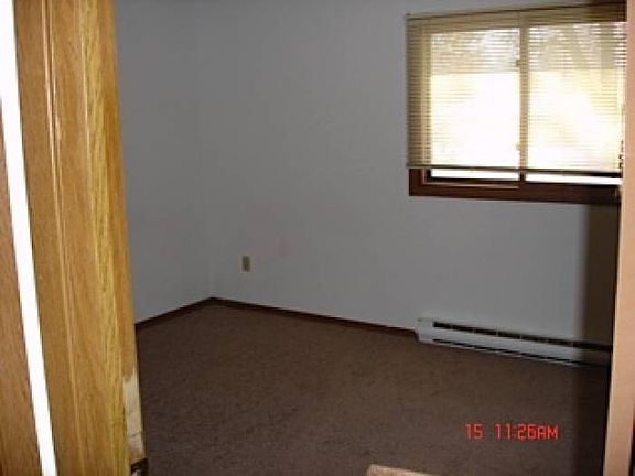 5th image of 5530 267th St APT 2