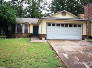 32 Oak Forest Loop, Maumelle, AR 72113