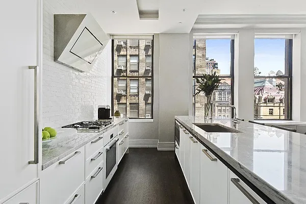 Sold by Real Direct | media 41