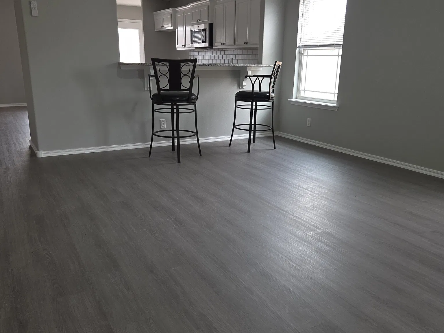 3 bed, 1683 sqft, $2,350 — Photo 3