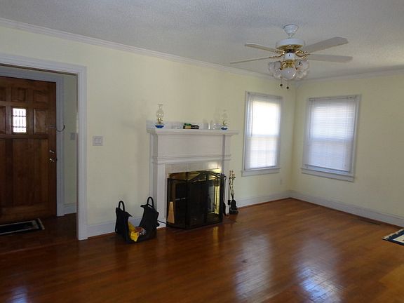 Living Rm - hardwoods!