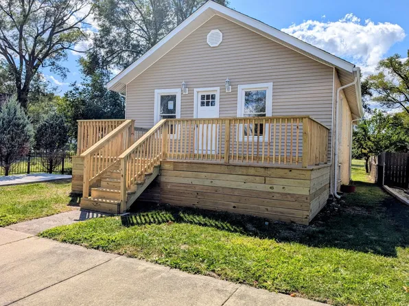 323 N Illinois Ave, Kankakee, IL 60901