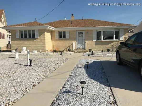 6 Kingfisher Lane, Toms River, NJ 08753