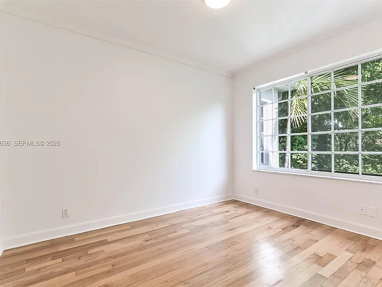 21 Madeira Ave #18 — Photo 9
