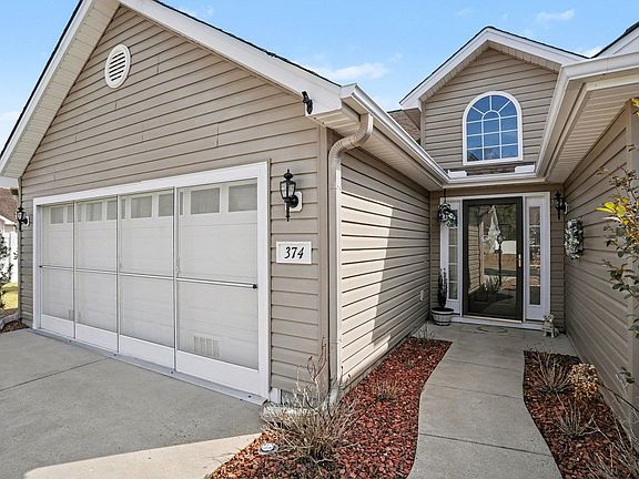 5th image of 374 Barton Loop