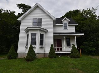 16 Liberty St, Carthage, NY 13619