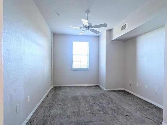 4th image of 911 N Orange Ave APT 512