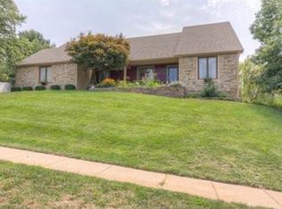 5779 Richards Cir, Shawnee, KS 66216