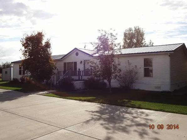 2951 Boggio Ln, Laurel, MT 59044