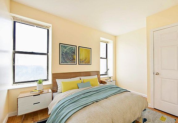 3rd image of 216 W 108th St #2