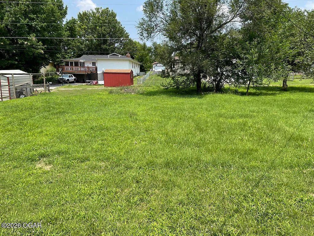 3 bed, 2.0 bath, 1100 sqft, $1,100 — Photo 4