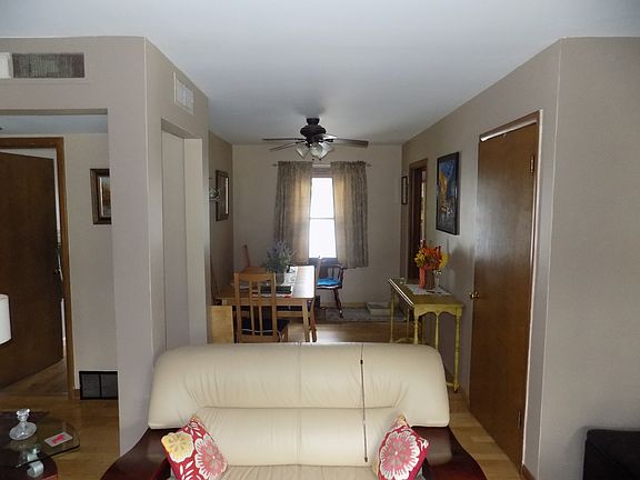 4th image of 1729 Kensington Pl
