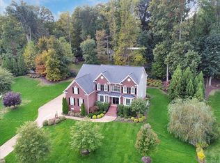 593 Raleigh Manor Rd, Henrico, VA 23229