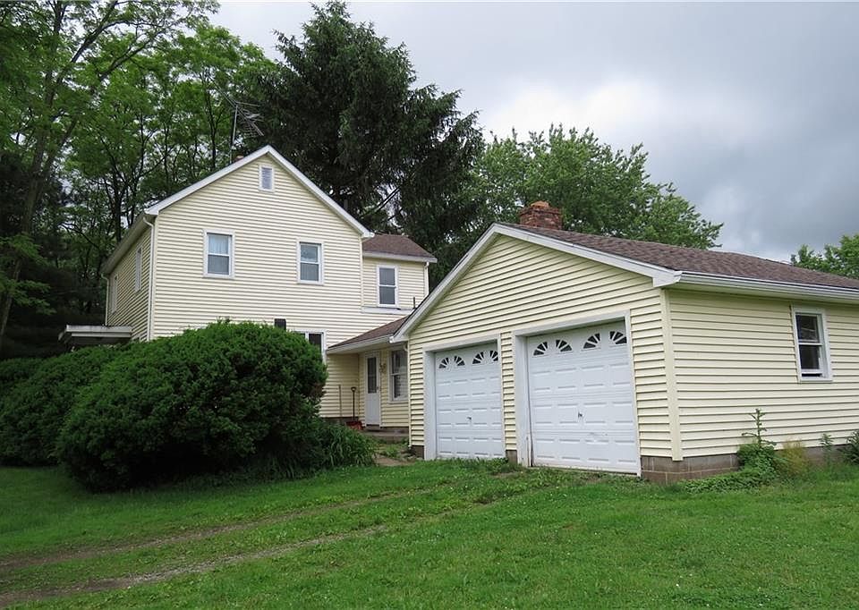 2nd image of 17198 Irish Rd