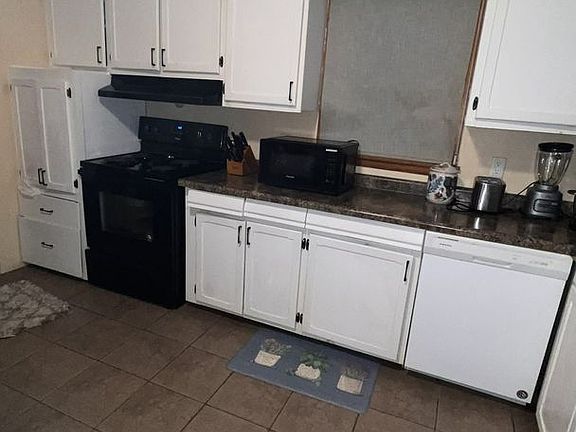 4th image of 3827-3827A E Edgerton Ave #D22e17f20