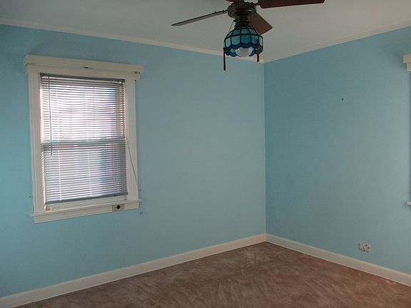 4th image of 3040 N 78th Ct
