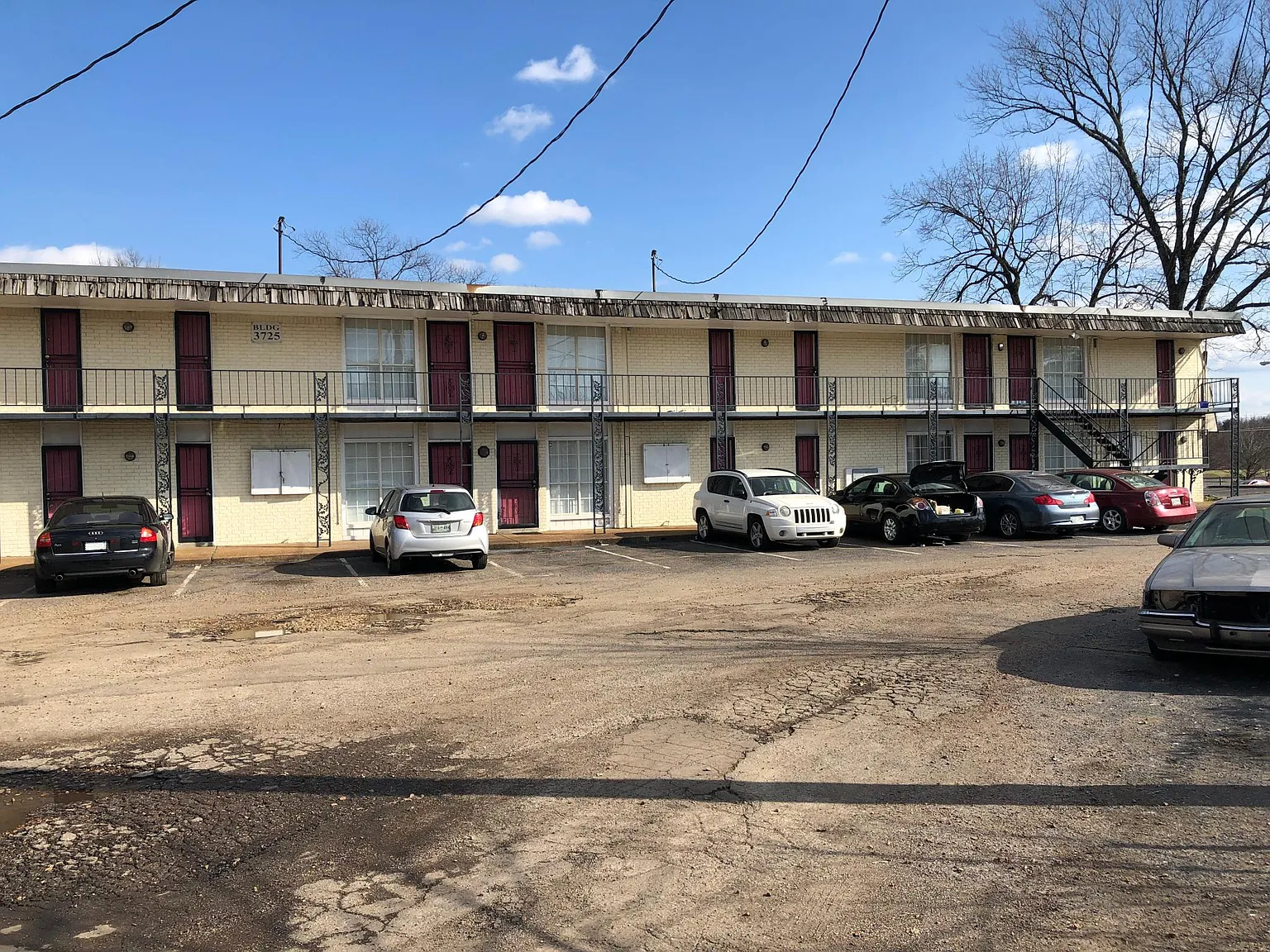 3725 Millbranch Rd — Photo 4